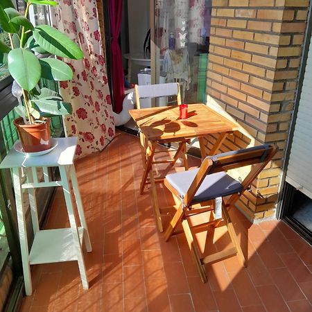 Room In Shared Apartment With Parking Almuñécar Екстериор снимка