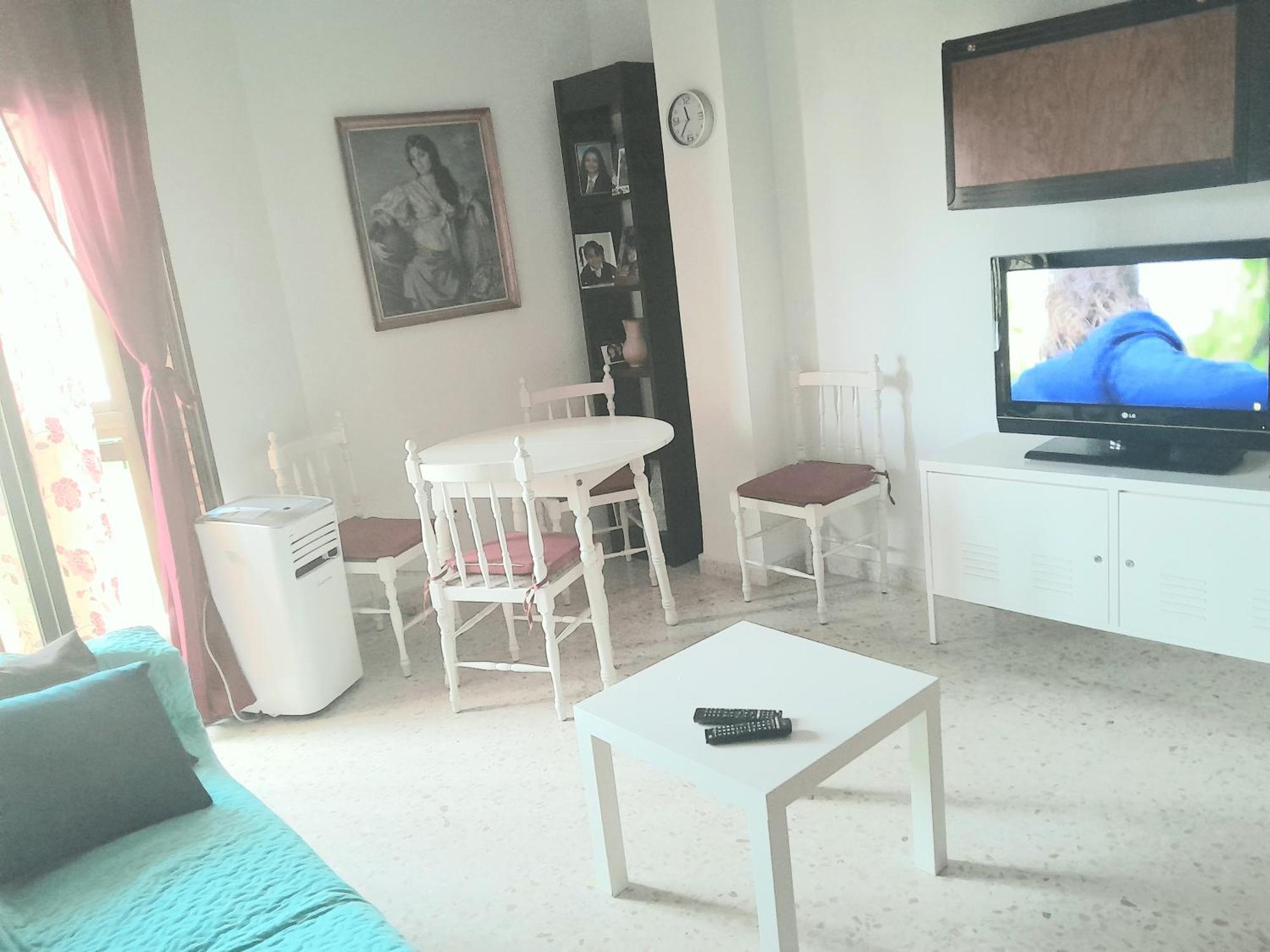 Room In Shared Apartment With Parking Almuñécar Екстериор снимка